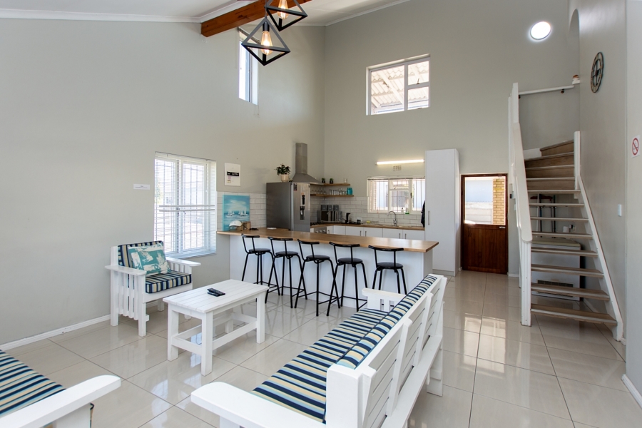 4 Bedroom Property for Sale in Middedorp Western Cape